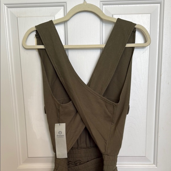 Mono B Olive Green Sleeveless Romper - Picture 5 of 11
